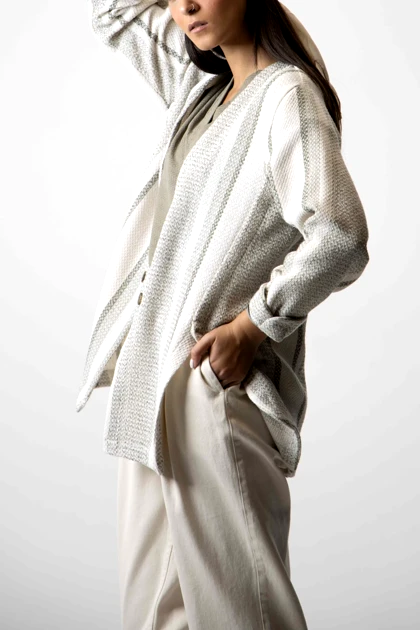 مانتو پایین گرد چاک‌دار