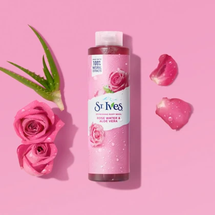 شامپو بدن کرمی مرطوب‌کننده اس تی.ایوز, مدل Rose Water & Aloe Vera مناسب انواع پوست حجم 650 میلی‌لیتر