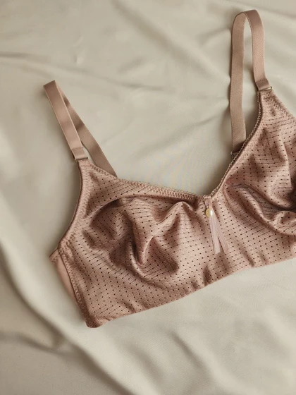 سوتین تک فنردار بدون ابر مینی مایزر کد: 1020