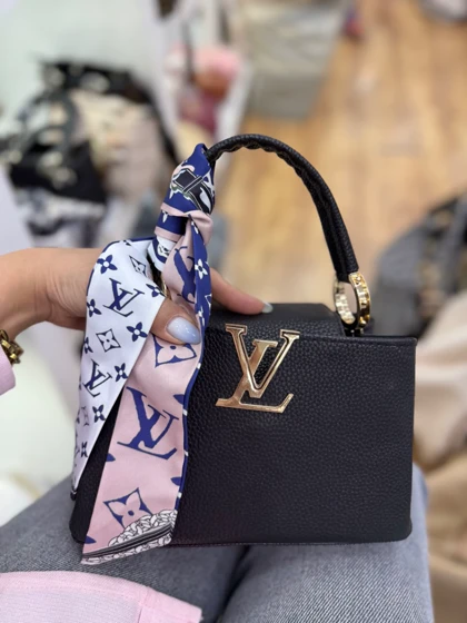 کیف دوشی زنانه مدل LV اسکارف دار