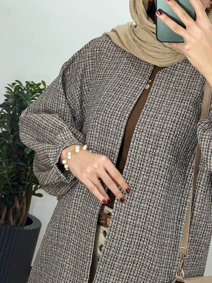 مانتو کتی چشمک