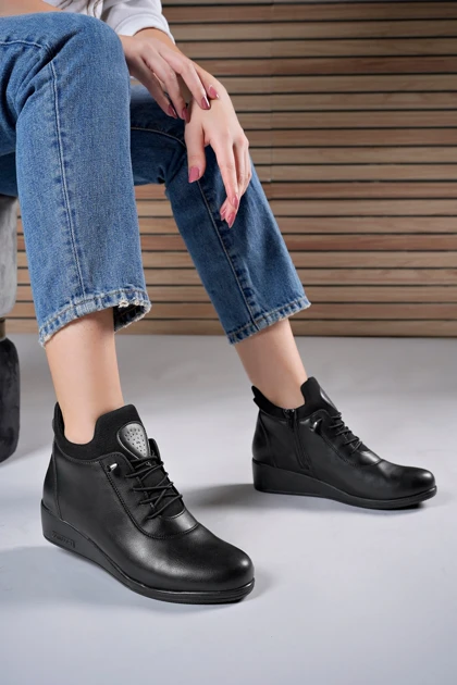 بوت و نیم بوت زنانه ریکان riccon