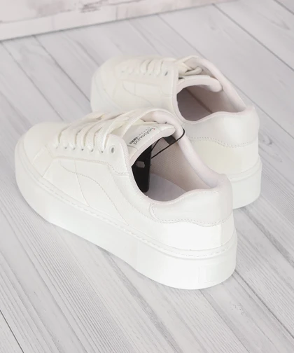 ونس سفید اسپرت لژ بلند 3522