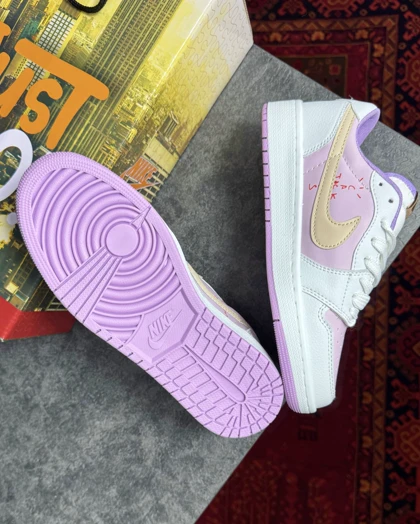 کتانی جردن تراویس اسکات