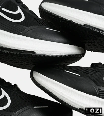 کفش کتانی مشکی سفید مردانه و زنانه NIKE vaporfly kx