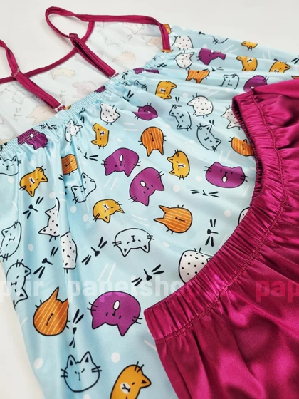 ست لباس خواب تاپ و شورتک ساتن طرح گربه رنگارنگ