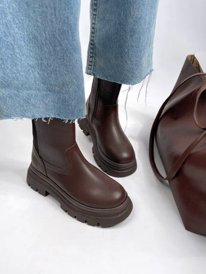 نیم بوت بغل سگک ارج 4287