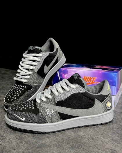 کتانی جردن تراویس وودو