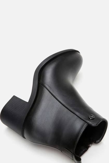 بوت و نیم بوت زنانه yaya-by-hotic yaya-by-hotic