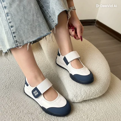 کتانی زنانه میو میو چسبی PLS MIU MIU