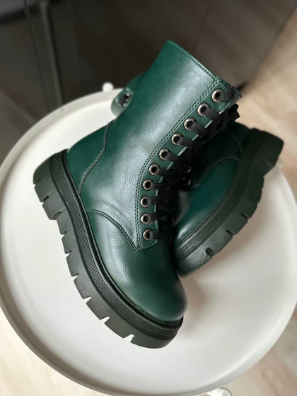 نیم بوت زنانه استرادیواریوس مدل00002-Stradivarius-Flat-Ankle-Boots