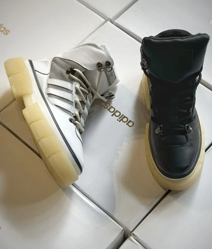 کفش کتانی نیم ساق ادیداس