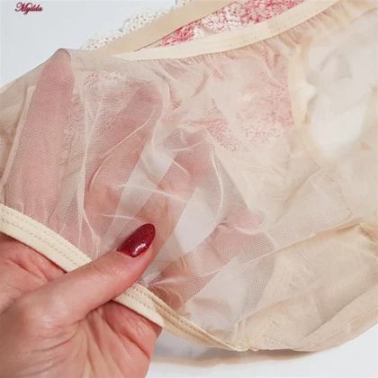 ست شورت و سوتین زنانه کارنا رز مدل فنردار کرم کد 5033-2038