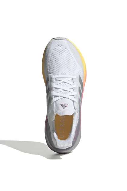کفش دویدن زنانه سفید ID8840 ULTRABOOST 5 W 5003165424