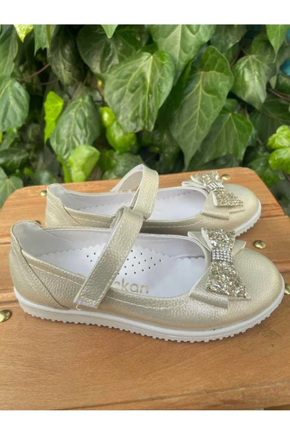 کالج بچگانه sare-cocuk-giyim sare-cocuk-giyim