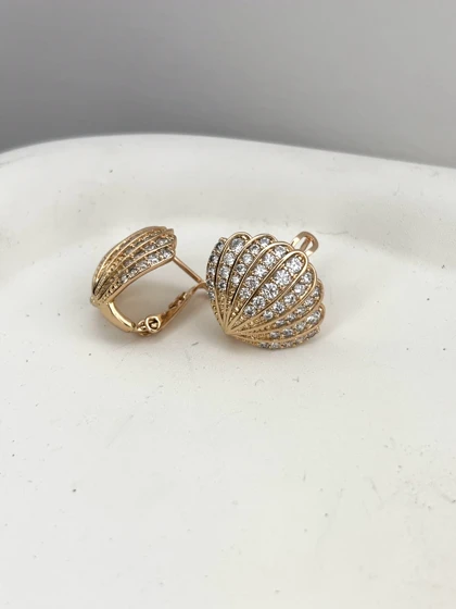 گوشواره ژوپینگ طلایی زنانه صدف نگین‌دار کد 580