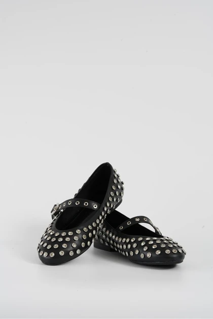 کالج زنانه beyond-