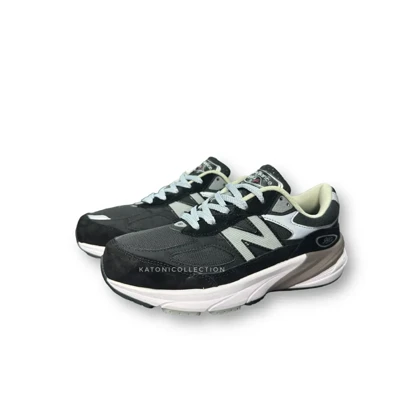 کتانی نیوبالانس 990 وی New Balance 990 v6