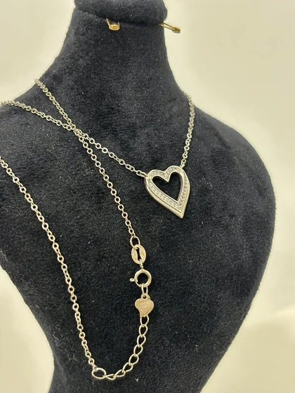 گردنبند نقره زنانه قلب نگین‌دار 997