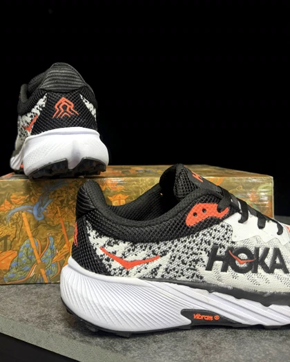 کتانی رانینگ مردانه هوکا