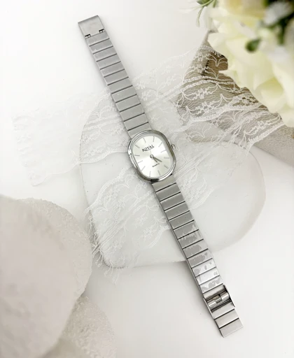 ساعت رویال بیضی بند کر کره ای 898