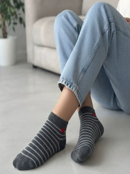 جوراب دخترونه و زنونه کد 677