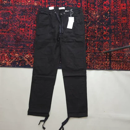 شلوار کنف راسته مردانه pull & bear 🇪🇸