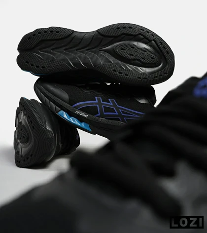 کفش کتانی مردانه مشکی آبی ASICS GORETEX