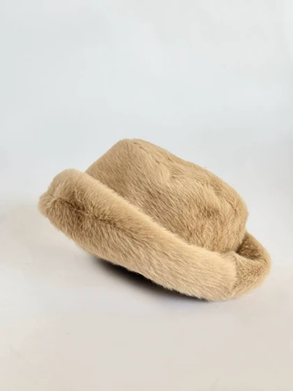 ست کلاه باکت و گوش گیر زمستانی زنانه مدل pilo