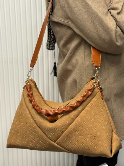 کیف زنانه مخملی