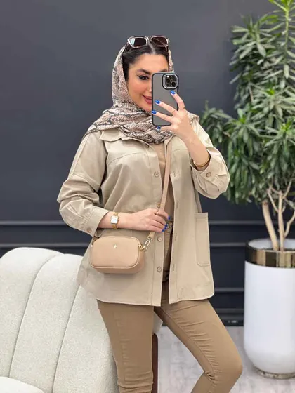مانتو برش‌دار دو جیب روژین