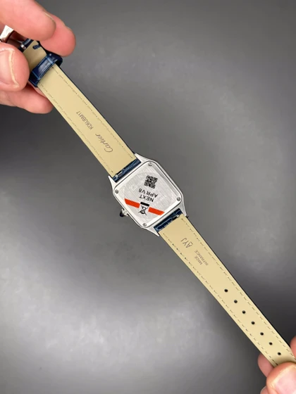 ساعت مچی کارتیه دومونت بند چرمی آبی صفحه سفید Cartier