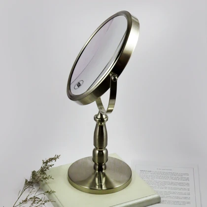 آینه آرایشی مدل بزرگنمایی 10 کد G_Lnd_0854