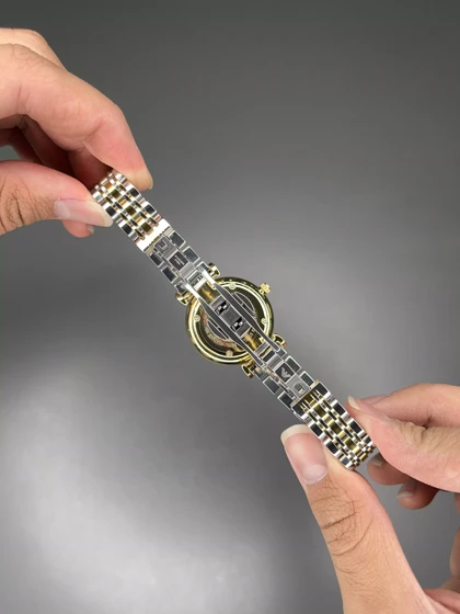 ساعت مچی امپریو آرمانی بند سیلورطلایی صفحه سفید Emporio Armani