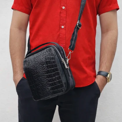 کیف رودوشی تمام چرم گاوی مدل f1