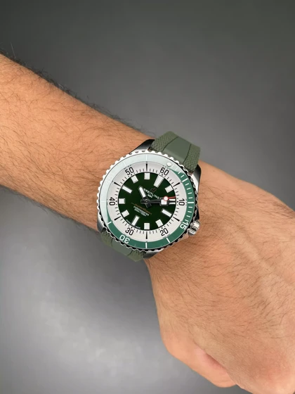 ساعت مچی برایتلینگ موتور اتوماتیک بند رابر سبز Breitling