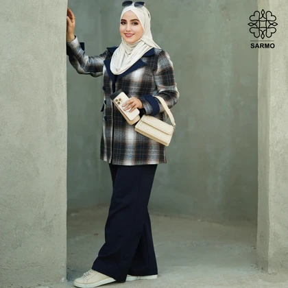 کت سورمه ای دینا