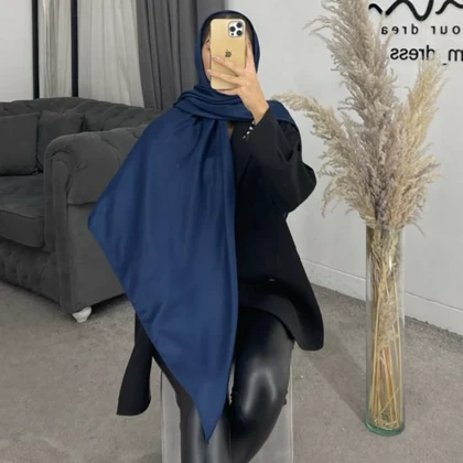 روسری منگوله‌دار