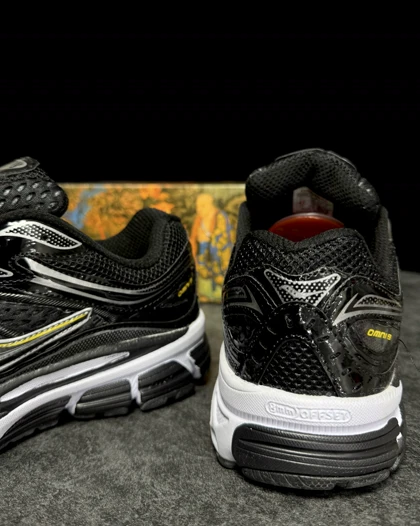 کتانی مردانه ساکونی