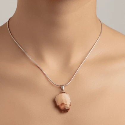 گردنبند دخترانه مدل گل رز رزینی