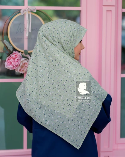 روسری وال نخی ژاکارد گل‌دار سبز