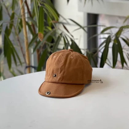 کلاه تابستانی بچگانه جلو دکمه دار