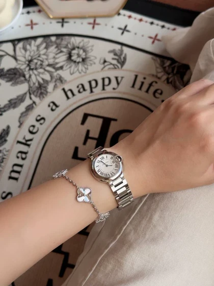 ساعت مچی زنانه برند کارتیر مدل بالن بلو