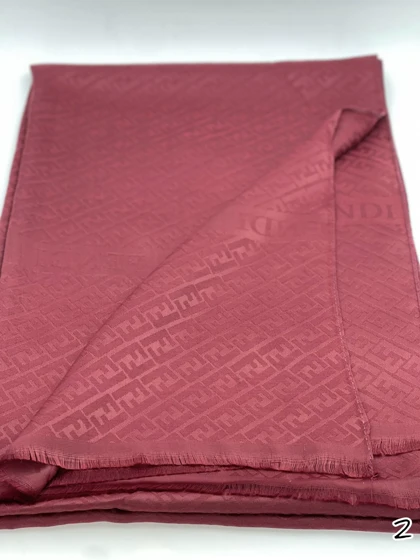 شال زرشکی چهارفصل