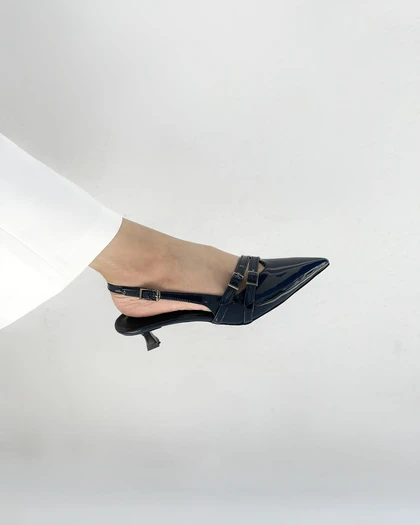 کفش پاشنه‌بلند
