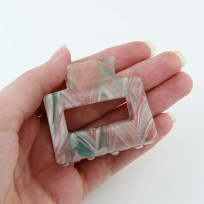 کلیپس زنانه مدل مکعبی رنگی