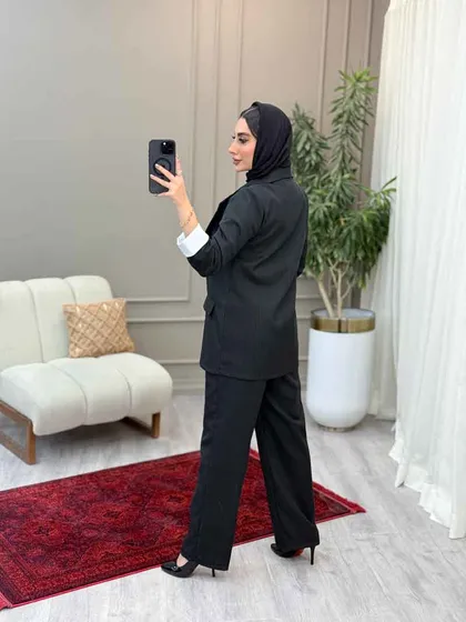 ست کت و شلوار راه راه