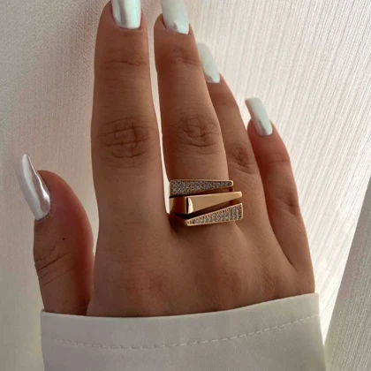 انگشتر زنانه طرح طلا جواهری شیک و خاص ژوپینگ