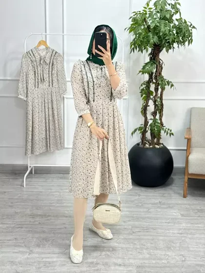 پیراهن طلاکوب ایلا