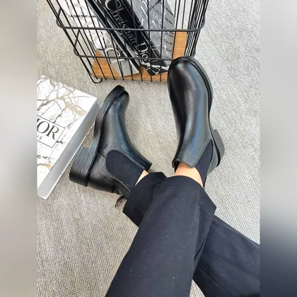 نیم‌بوت کلاسیک ساده s